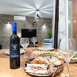 Апартаменты Sunset Трогир